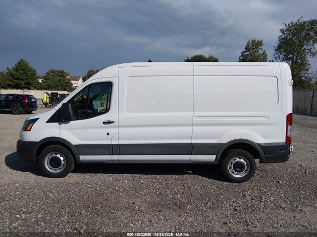 45832845 :رقم المزاد ، 1FTBR1C83RKB42317 vin ، 2024 Ford Transit-250 مزاد بيع