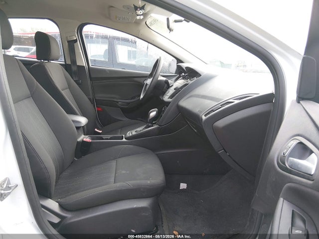 Продаж на аукціоні авто 2018 Ford Focus Se, vin: 1FADP3K25JL330297, номер лоту: 45832864
