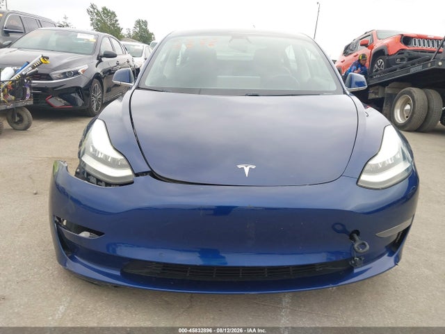 2020 Tesla Model 3 Standard Range Plus Rear-wheel Drive/standard Range Rear-wheel Drive მანქანა იყიდება აუქციონზე, vin: 5YJ3E1EAXLF736892, აუქციონის ნომერი: 45832896