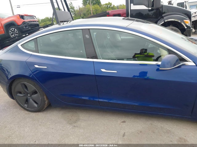 2020 Tesla Model 3 Standard Range Plus Rear-wheel Drive/standard Range Rear-wheel Drive მანქანა იყიდება აუქციონზე, vin: 5YJ3E1EAXLF736892, აუქციონის ნომერი: 45832896