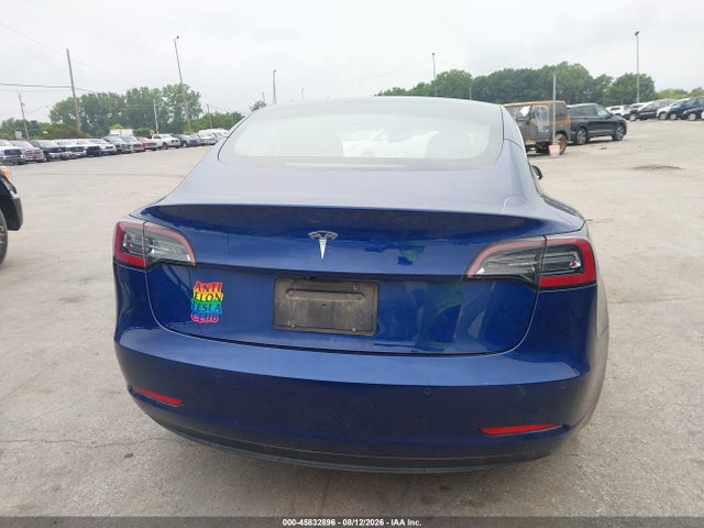 2020 Tesla Model 3 Standard Range Plus Rear-wheel Drive/standard Range Rear-wheel Drive მანქანა იყიდება აუქციონზე, vin: 5YJ3E1EAXLF736892, აუქციონის ნომერი: 45832896