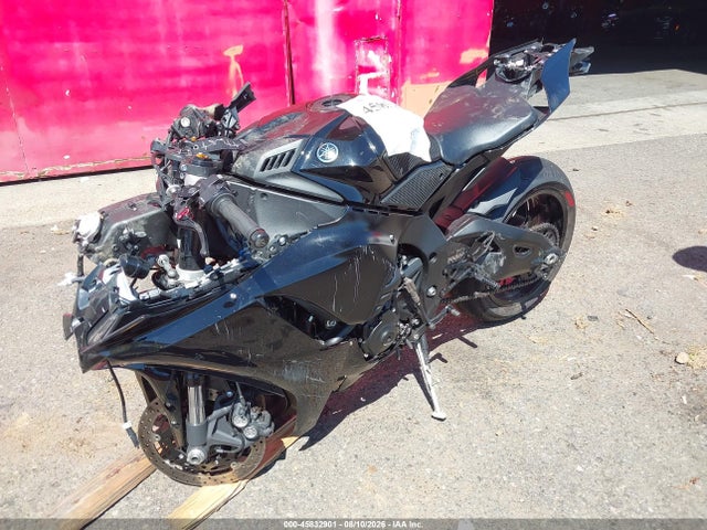 Yamaha YZFR1 2022 JYARN66E2NA001985 Image 2
