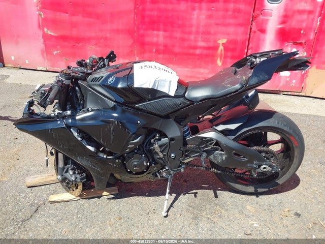 Yamaha YZFR1 2022 JYARN66E2NA001985 Image 13