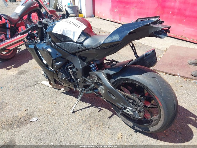 Yamaha YZFR1 2022 JYARN66E2NA001985 Image 3