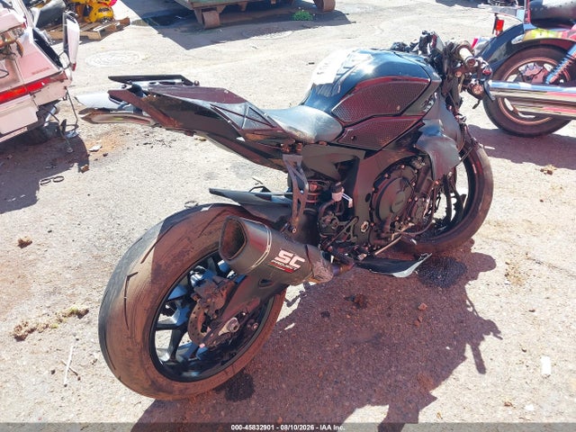 Yamaha YZFR1 2022 JYARN66E2NA001985 Image 4