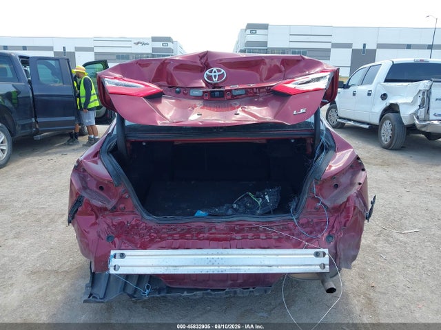 45832905 :رقم المزاد ، 4T1B11HK3KU855395 vin ، 2019 Toyota Camry Le مزاد بيع