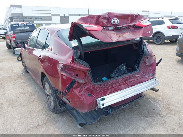 45832905 :رقم المزاد ، 4T1B11HK3KU855395 vin ، 2019 Toyota Camry Le مزاد بيع
