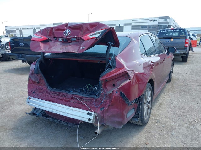 45832905 :رقم المزاد ، 4T1B11HK3KU855395 vin ، 2019 Toyota Camry Le مزاد بيع