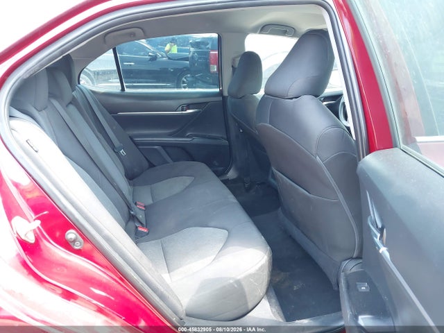45832905 :رقم المزاد ، 4T1B11HK3KU855395 vin ، 2019 Toyota Camry Le مزاد بيع