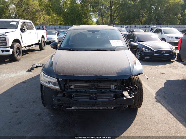 3VV2B7AXXMM143033 Volkswagen Tiguan 2.0t Se/2.0t Se R-line Black/2.0t Sel