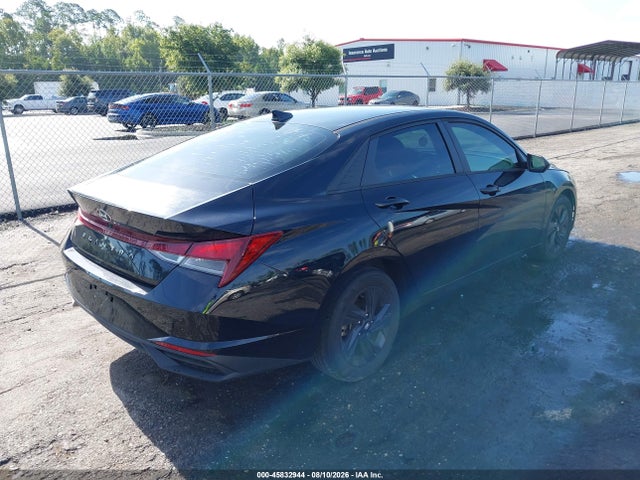 Продаж на аукціоні авто 2022 Hyundai Elantra Sel, vin: KMHLS4AG1NU252801, номер лоту: 45832944