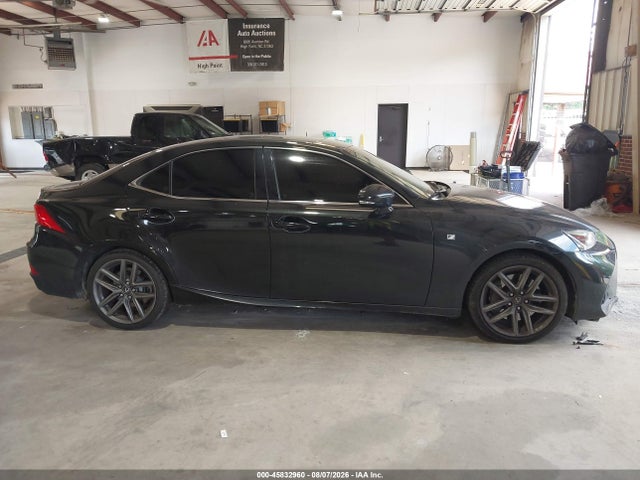 45832960 :رقم المزاد ، JTHBA1D2XH5051316 vin ، 2017 Lexus Is 200t مزاد بيع