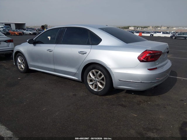 Продажа на аукционе авто 2018 Volkswagen Passat 2.0t R-line/2.0t S, vin: 1VWAA7A36JC019216, номер лота: 45832967