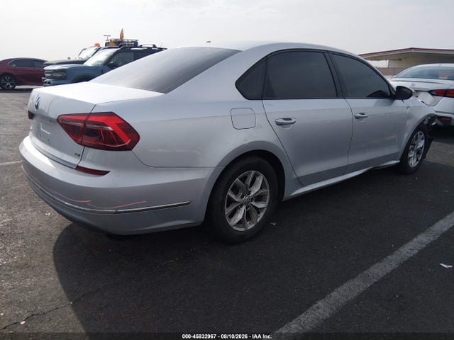 Продажа на аукционе авто 2018 Volkswagen Passat 2.0t R-line/2.0t S, vin: 1VWAA7A36JC019216, номер лота: 45832967