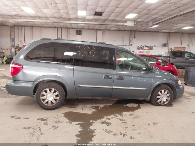 45832997 :رقم المزاد ، 2A4GP54L66R656336 vin ، 2006 Chrysler Town & Country Touring مزاد بيع
