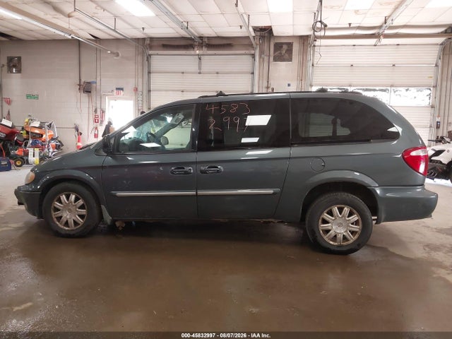 45832997 :رقم المزاد ، 2A4GP54L66R656336 vin ، 2006 Chrysler Town & Country Touring مزاد بيع