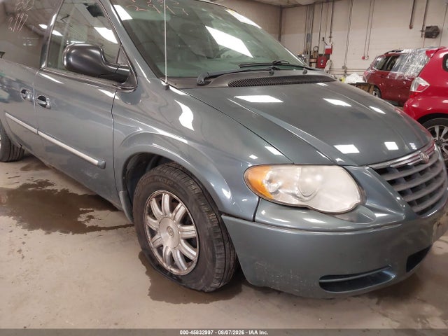 45832997 :رقم المزاد ، 2A4GP54L66R656336 vin ، 2006 Chrysler Town & Country Touring مزاد بيع