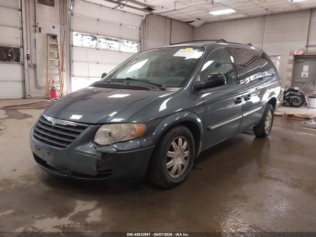 45832997 :رقم المزاد ، 2A4GP54L66R656336 vin ، 2006 Chrysler Town & Country Touring مزاد بيع
