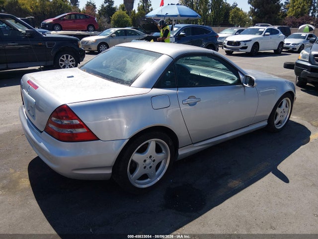 Aukcja sprzedaży 2001 Mercedes-benz Slk 320, vin: WDBKK65F31F219390, numer aukcji: 45833054