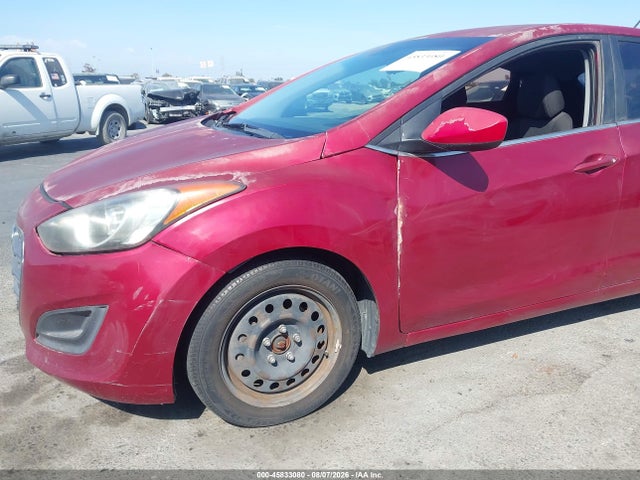 2016 Hyundai Elantra Gt მანქანა იყიდება აუქციონზე, vin: KMHD35LH7GU321328, აუქციონის ნომერი: 45833080