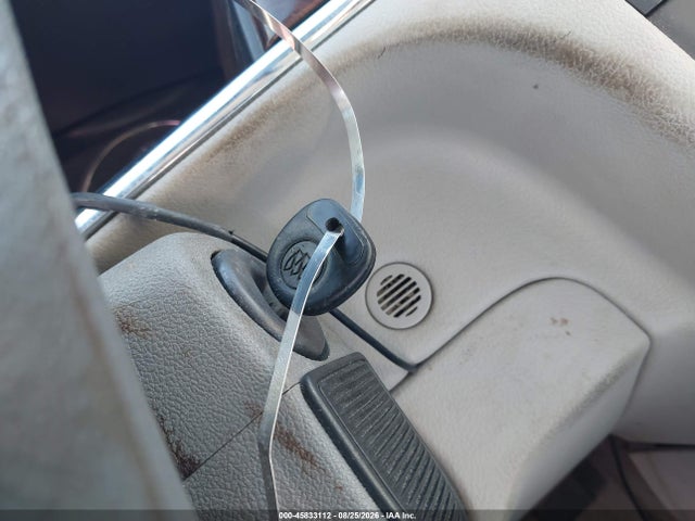 45833112 :رقم المزاد ، 2G4WC582391148452 vin ، 2009 Buick Lacrosse Cx مزاد بيع