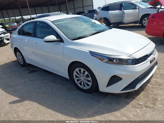 45833124 :رقم المزاد ، 3KPF24AD0RE752248 vin ، 2024 Kia Forte Lx مزاد بيع