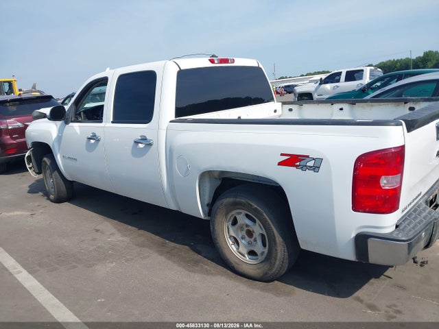 45833130 :رقم المزاد ، 1GCPKSE36BF172248 vin ، 2011 Chevrolet Silverado 1500 Lt مزاد بيع