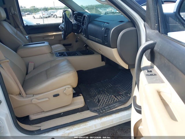 45833130 :رقم المزاد ، 1GCPKSE36BF172248 vin ، 2011 Chevrolet Silverado 1500 Lt مزاد بيع
