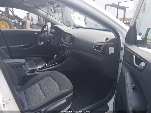 KMHC65LC8KU158818 Hyundai Ioniq Hybrid Blue