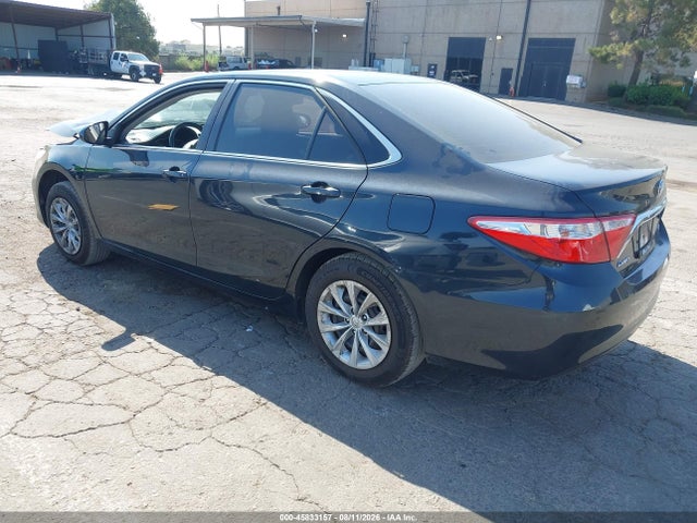 Продажа на аукционе авто 2017 Toyota Camry Le, vin: 4T1BF1FK5HU724272, номер лота: 45833157