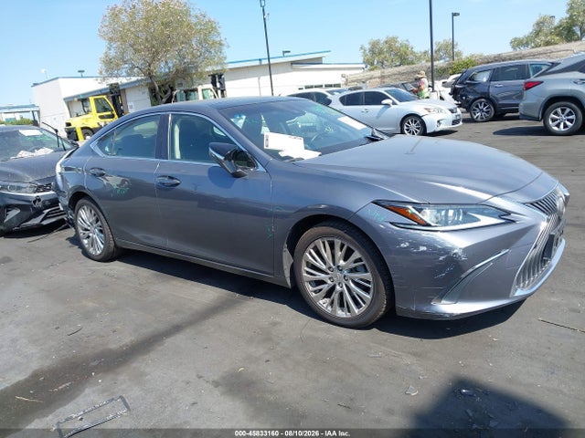Продажа на аукционе авто 2019 Lexus Es 350, vin: JTHBZ1B18K2001106, номер лота: 45833160