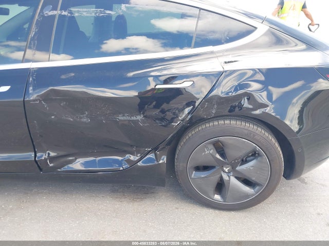 Продаж на аукціоні авто 2018 Tesla Model 3 Long Range/performance, vin: 5YJ3E1EB0JF183904, номер лоту: 45833283