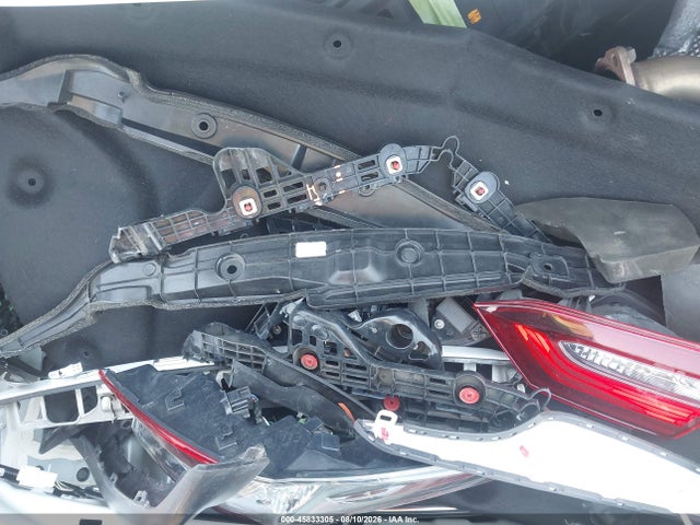 4T1G11AK3MU427779 Toyota CAMRY SE