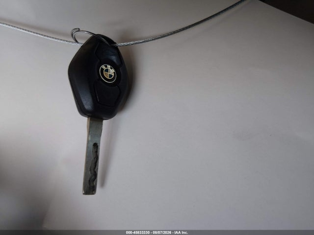 Продажа на аукционе авто 2005 Bmw 325i, vin: WBAEV33425KW18923, номер лота: 45833330