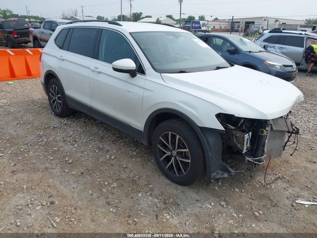 45833338 :رقم المزاد ، 3VV2B7AX3MM004796 vin ، 2021 Volkswagen Tiguan 2.0t Se/2.0t Se R-line Black/2.0t Sel مزاد بيع