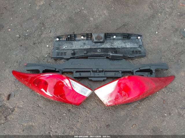 Продажа на аукционе авто 2013 Hyundai Elantra Gls, vin: KMHDH4AE7DU501327, номер лота: 45833368