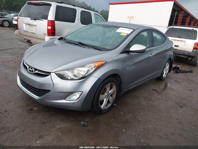 Продажа на аукционе авто 2013 Hyundai Elantra Gls, vin: KMHDH4AE7DU501327, номер лота: 45833368