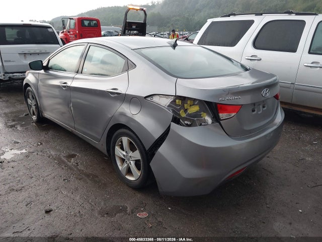 Продажа на аукционе авто 2013 Hyundai Elantra Gls, vin: KMHDH4AE7DU501327, номер лота: 45833368