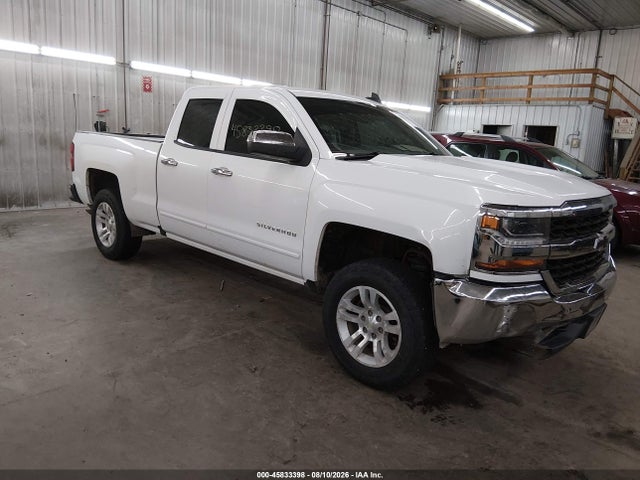 Auction sale of the 2017 Chevrolet Silverado 1500 Lt, vin: 1GCVKREC8HZ365668, lot number: 45833398