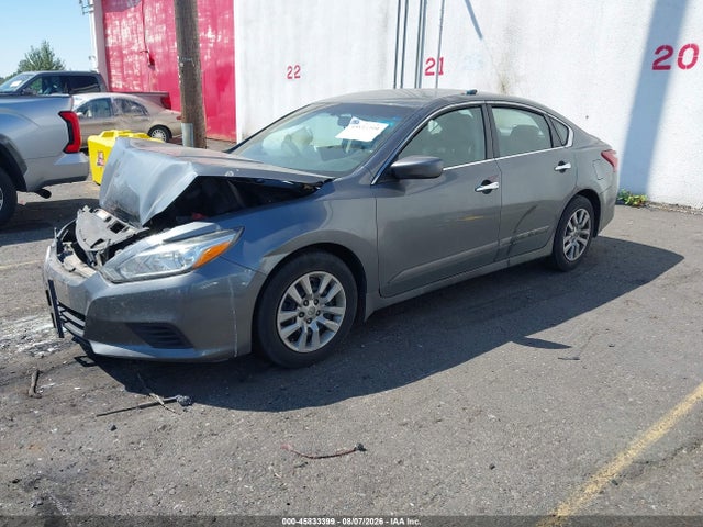 Nissan Altima 2.5 S 2018 1N4AL3AP8JC273881 Image 2