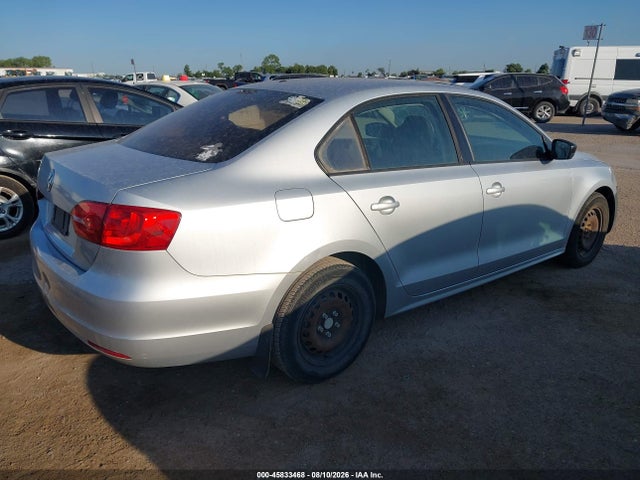 2011 Volkswagen Jetta 2.0l S მანქანა იყიდება აუქციონზე, vin: 3VW2K7AJXBM360974, აუქციონის ნომერი: 45833468