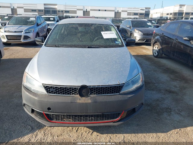 2011 Volkswagen Jetta 2.0l S მანქანა იყიდება აუქციონზე, vin: 3VW2K7AJXBM360974, აუქციონის ნომერი: 45833468