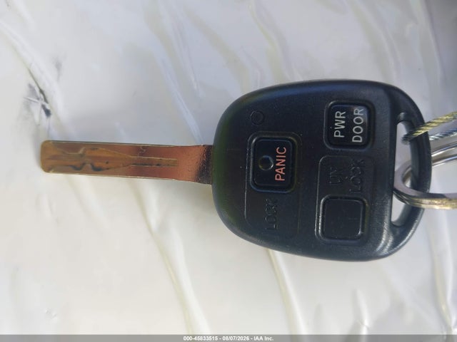 45833515 :رقم المزاد ، 2T2GA31UX5C037399 vin ، 2005 Lexus Rx 330 مزاد بيع