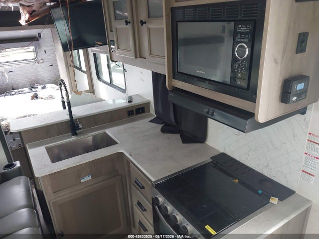 Продажа на аукционе авто 2022 Forest River Camper, vin: 4X4TSVV23NL043021, номер лота: 45833525
