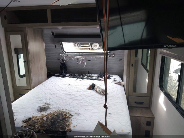 Продажа на аукционе авто 2022 Forest River Camper, vin: 4X4TSVV23NL043021, номер лота: 45833525