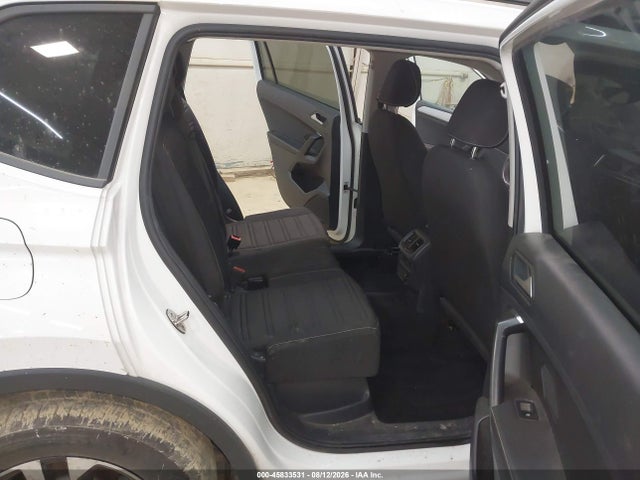 45833531 :رقم المزاد ، 3VV0B7AXXNM157801 vin ، 2022 Volkswagen Tiguan 2.0t S مزاد بيع