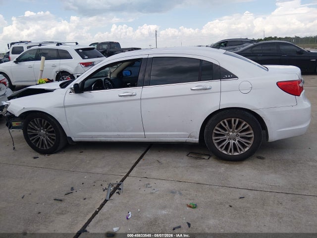 2012 Chrysler 200 Limited მანქანა იყიდება აუქციონზე, vin: 1C3CCBCG0CN127870, აუქციონის ნომერი: 45833545
