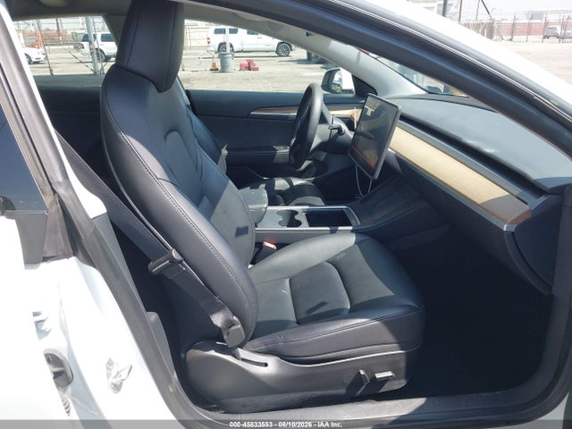 Tesla Model 3 Performance Dual Motor All-wheel Drive 2023 5YJ3E1EC5PF563614 Image 5