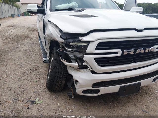 45833591 :رقم المزاد ، 1C6SRFJT9MN637933 vin ، 2021 Ram 1500 Laramie  4x4 5'7 Box مزاد بيع