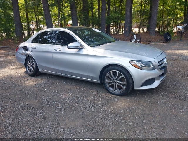 Продажа на аукционе авто 2017 Mercedes-benz C 300 4matic, vin: 55SWF4KB7HU214543, номер лота: 45833599